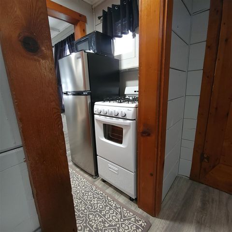 977 N Huron Street, East Tawas, MI 48730