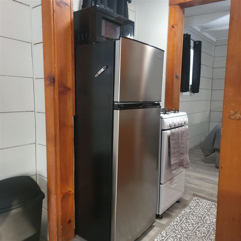 977 N Huron Street, East Tawas, MI 48730