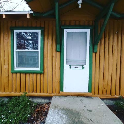 977 N Huron Street, East Tawas, MI 48730