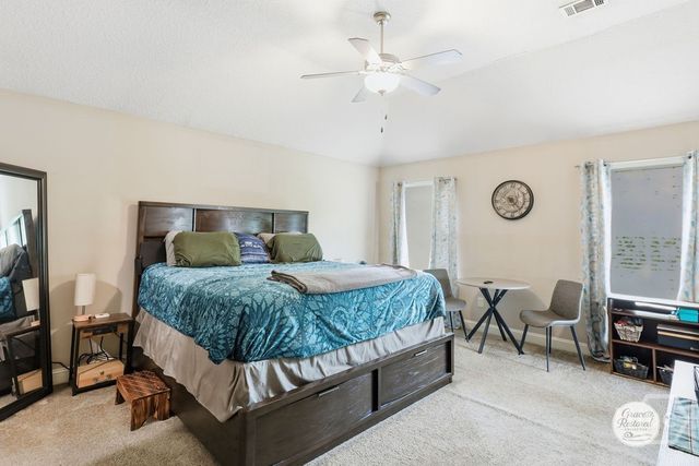 685 Fairview Circle, Hinesville, GA 31313