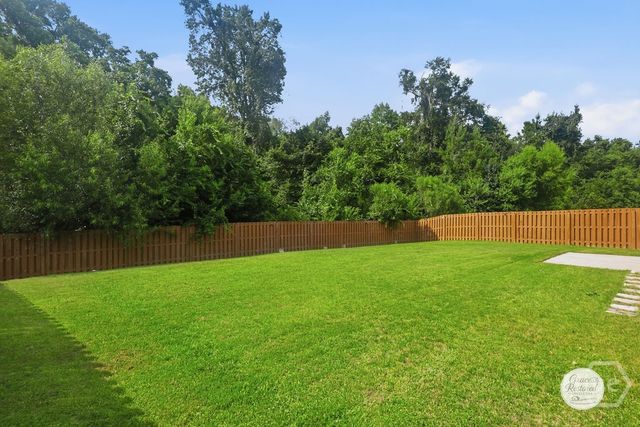 685 Fairview Circle, Hinesville, GA 31313