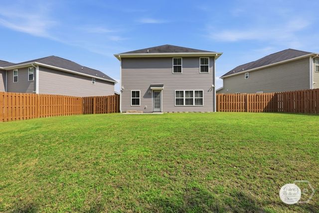 685 Fairview Circle, Hinesville, GA 31313