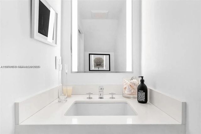 1024 Lenox Ave 8, Miami Beach, FL 33139