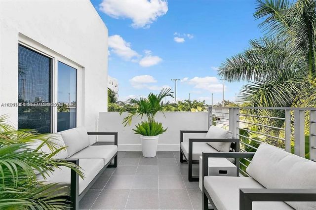 1024 Lenox Ave 8, Miami Beach, FL 33139