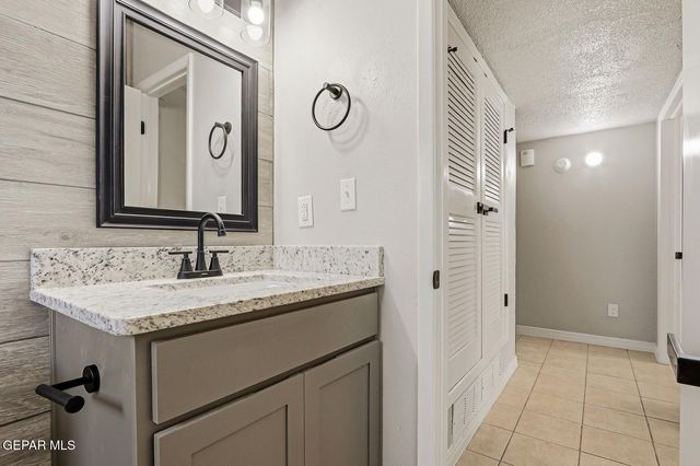 366 RIVERSIDE Drive, Sunland Park, NM 88063