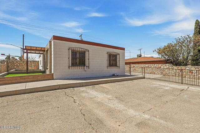 366 RIVERSIDE Drive, Sunland Park, NM 88063