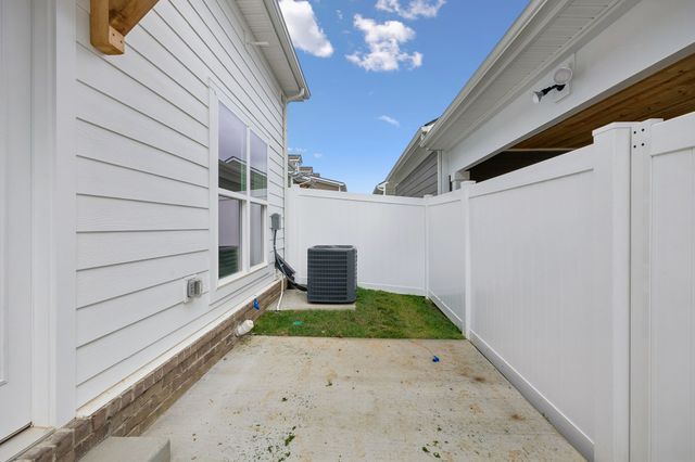 3215 Tasker Dr, Antioch, TN 37013