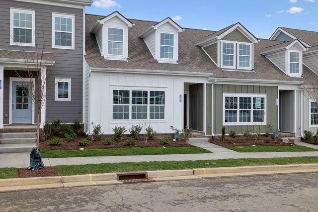 3215 Tasker Dr, Antioch, TN 37013