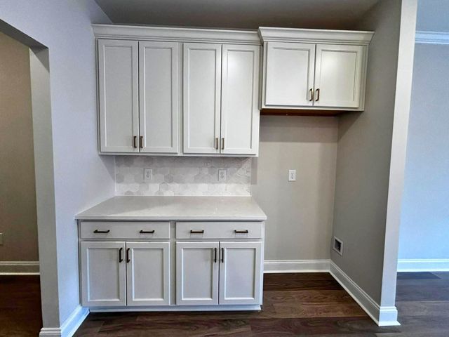 3215 Tasker Dr, Antioch, TN 37013