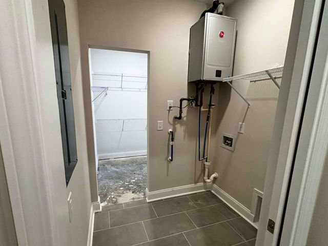 3215 Tasker Dr, Antioch, TN 37013