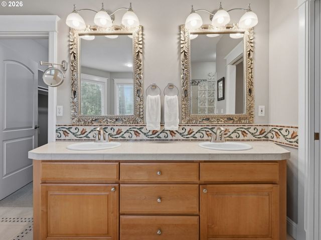 14805 Ne 13TH Cir, Vancouver, WA 98684