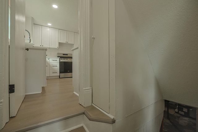 685 Stewart Avenue, Saint Paul, MN 55102
