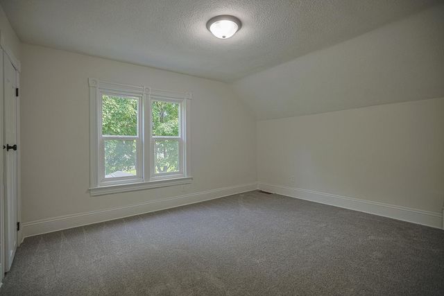 685 Stewart Avenue, Saint Paul, MN 55102