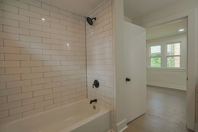 685 Stewart Avenue, Saint Paul, MN 55102
