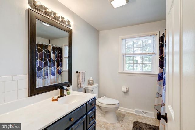 508 SPRING AVE, Lititz, PA 17543