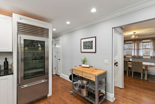 27802 N Owens Road, Mundelein, IL 60060