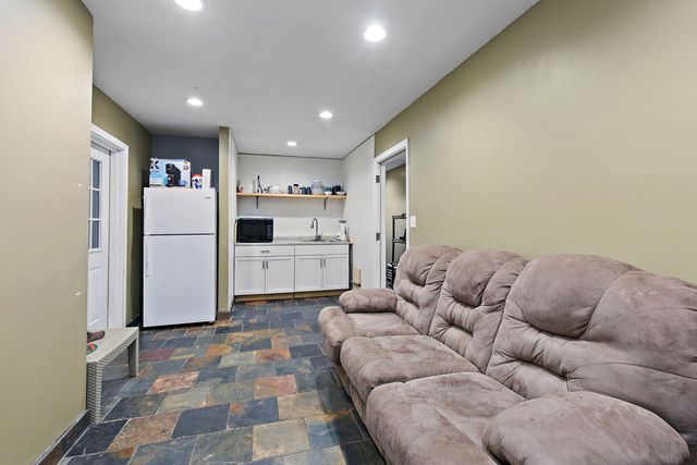 27802 N Owens Road, Mundelein, IL 60060