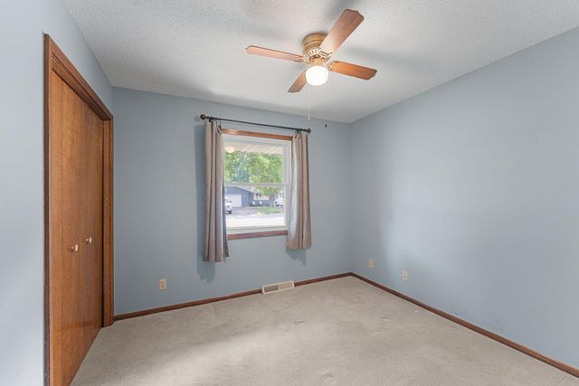 8053 Cloman Avenue, Inver Grove Heights, MN 55076