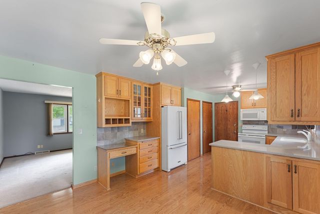 8053 Cloman Avenue, Inver Grove Heights, MN 55076