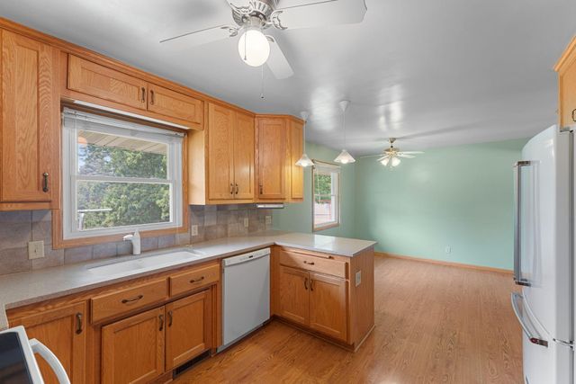 8053 Cloman Avenue, Inver Grove Heights, MN 55076