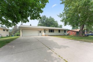 8053 Cloman Avenue, Inver Grove Heights, MN 55076