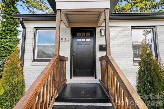 2534 Druid Hills Way, Charlotte, NC 28206