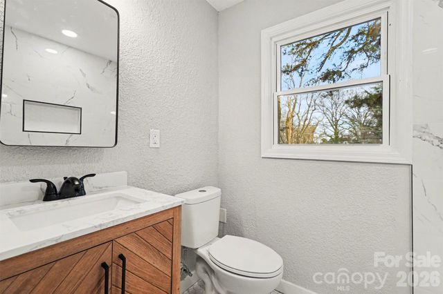 2534 Druid Hills Way, Charlotte, NC 28206