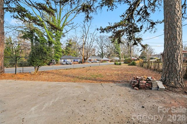 2534 Druid Hills Way, Charlotte, NC 28206