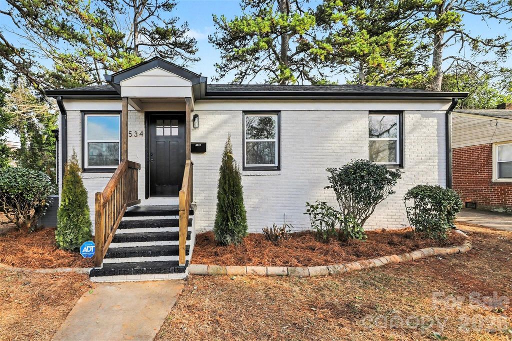 2534 Druid Hills Way, Charlotte, NC 28206