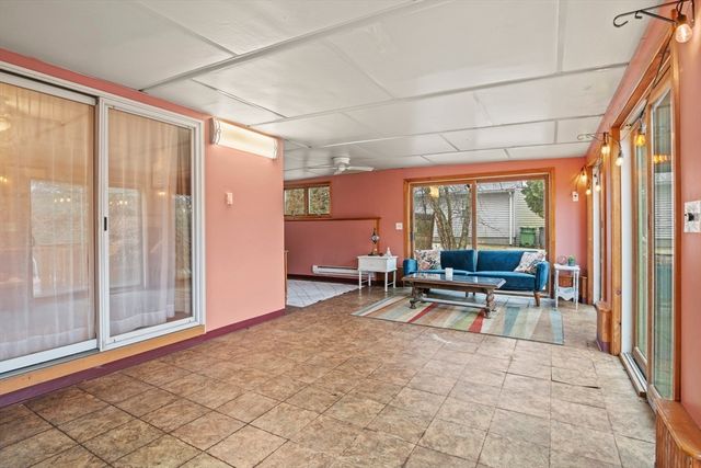 4 Corey Drive, Oxford, MA 01540