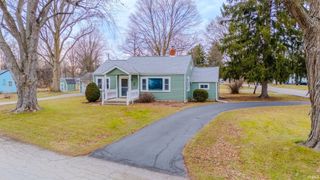 2 S Colonial Park Drive, Marion, IN 46953