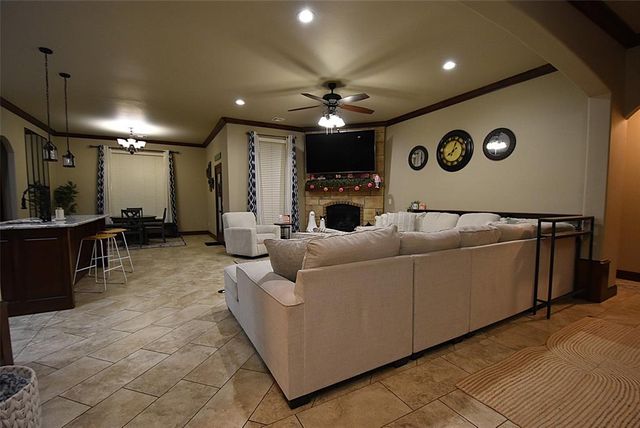 1015 Morning Glory Lane, Seminole, OK 74868