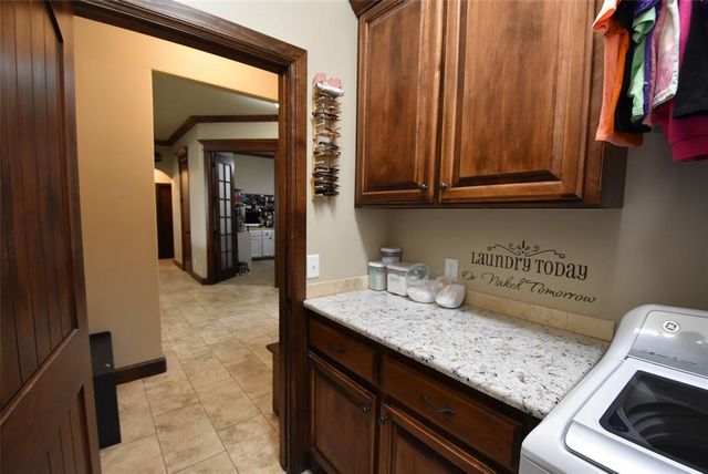 1015 Morning Glory Lane, Seminole, OK 74868