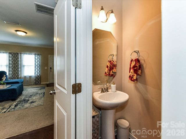 4268 Sutwick Drive, Charlotte, NC 28269