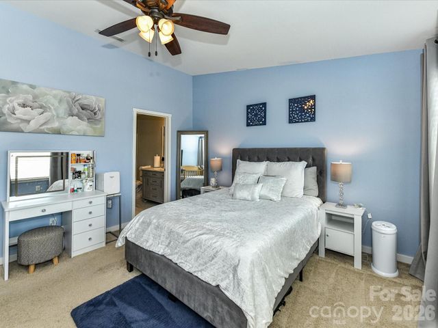 4268 Sutwick Drive, Charlotte, NC 28269