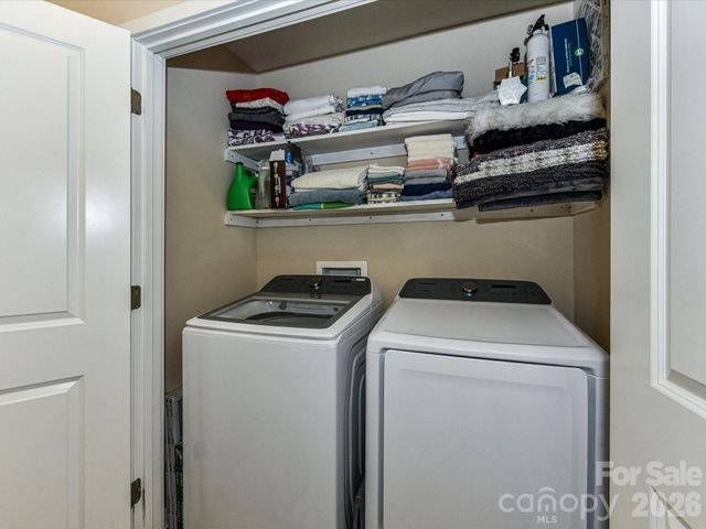 4268 Sutwick Drive, Charlotte, NC 28269