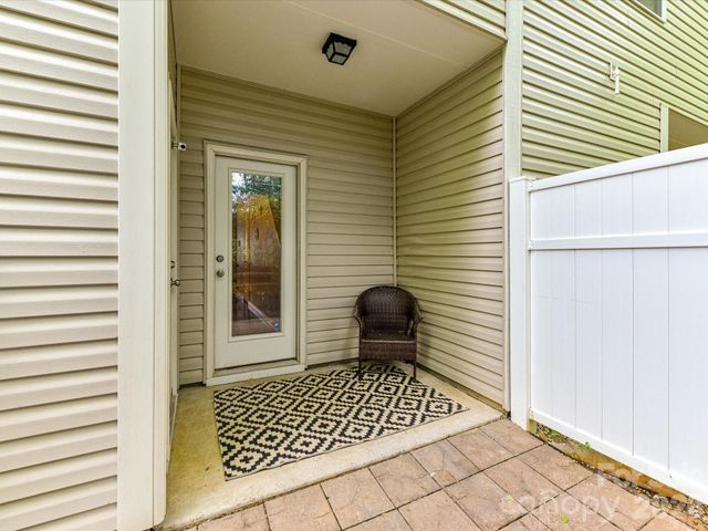 4268 Sutwick Drive, Charlotte, NC 28269