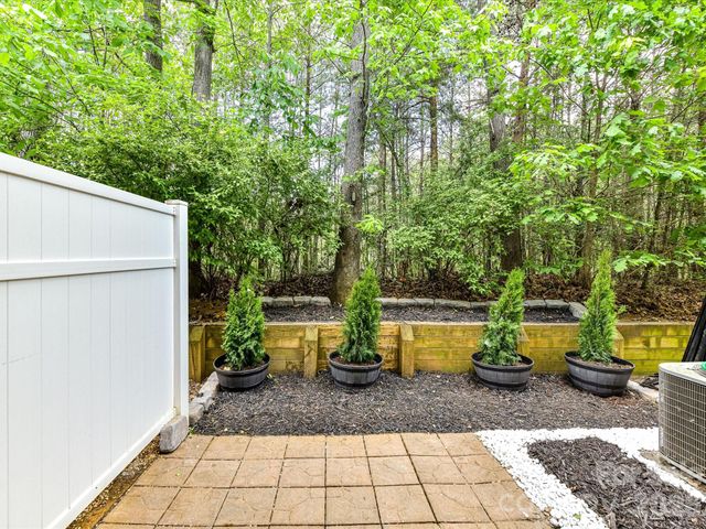 4268 Sutwick Drive, Charlotte, NC 28269