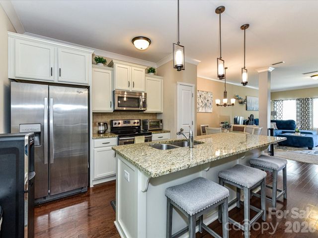 4268 Sutwick Drive, Charlotte, NC 28269