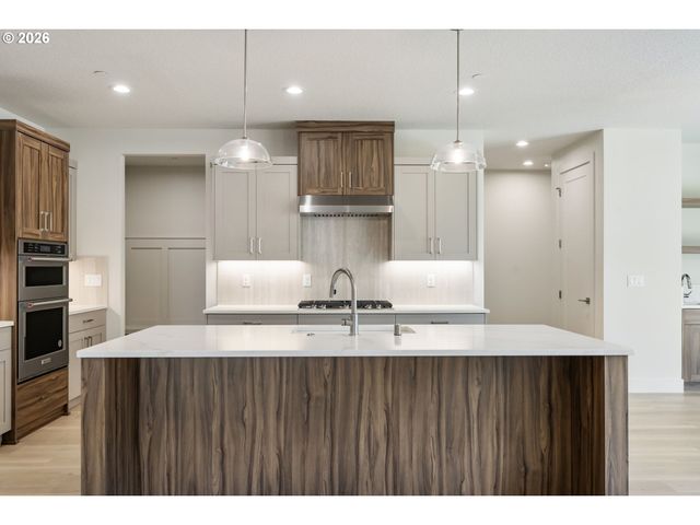 16807 Ne 38TH Ave, Vancouver, WA 98686