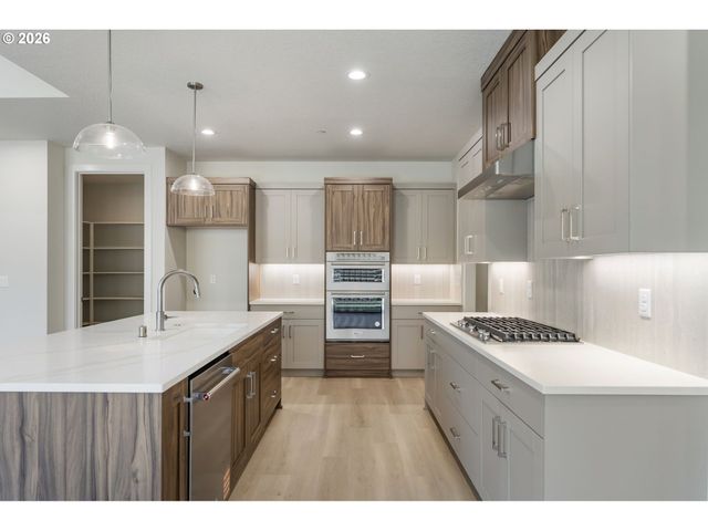 16807 Ne 38TH Ave, Vancouver, WA 98686