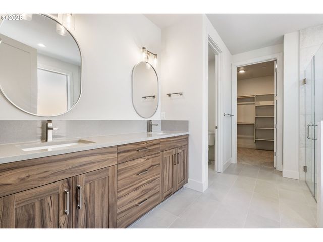 16807 Ne 38TH Ave, Vancouver, WA 98686