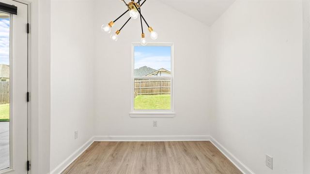13416 Arrowhead Boulevard, Yukon, OK 73099