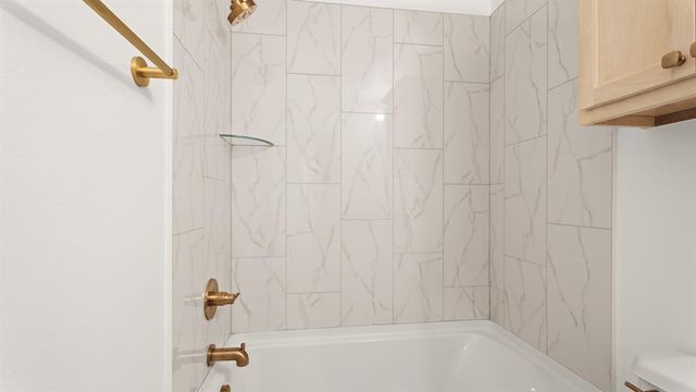 13416 Arrowhead Boulevard, Yukon, OK 73099