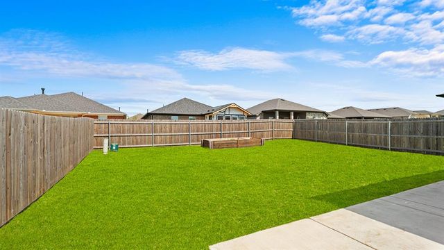 13416 Arrowhead Boulevard, Yukon, OK 73099