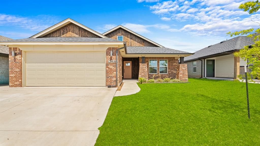13416 Arrowhead Boulevard, Yukon, OK 73099