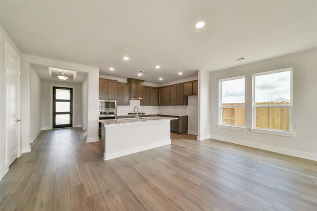 13625 Fairway Arbor Drive, Texas City, TX 77568