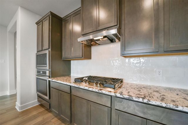 13625 Fairway Arbor Drive, Texas City, TX 77568