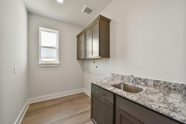 13625 Fairway Arbor Drive, Texas City, TX 77568