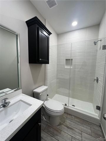 1327 W Garfield Avenue 3, Mission, TX 78573